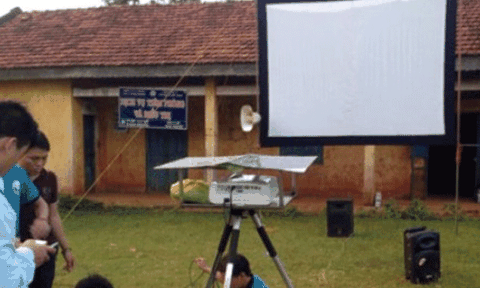 Chiếu phim di động: Những năm tháng không thể nào quên