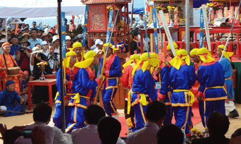 Những ngôi mộ gió trên đảo Lý Sơn