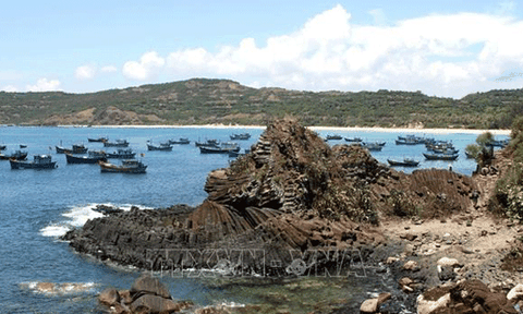 Xếp hạng 7 di tích quốc gia đặc biệt và công nhận 24 bảo vật quốc gia