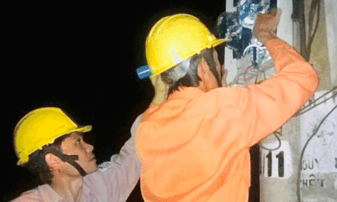 Điện lực Tân Kỳ (Nghệ An): Đẩy mạnh công tác kiểm tra sử dụng điện trước Tết Nguyên đán 2021