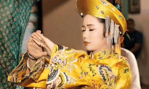 "Khuynh hướng biến đổi của Hầu đồng giữa các địa phương"