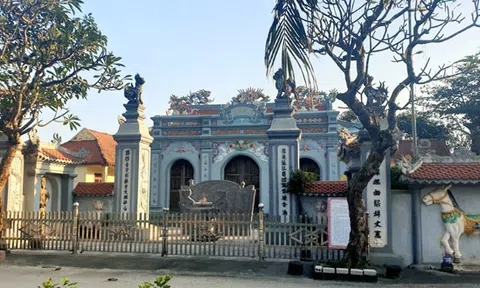 Đền Vạn Lộc - Chứng tích thiên cổ