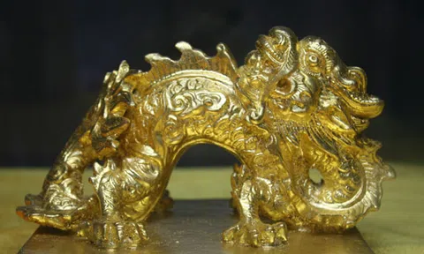 Cận cảnh ấn vàng triều Nguyễn