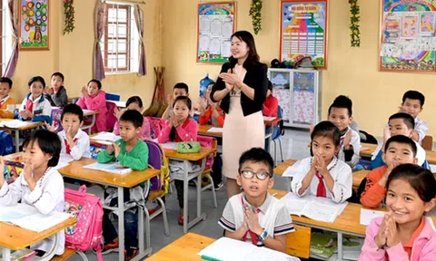 Trường Tiểu học số 1 Phong Hoá không ngừng vượt khó 