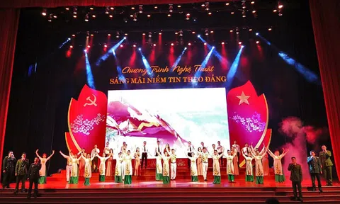 Quảng Bình: Chương trình nghệ thuật "Sáng mãi niềm tin theo Đảng”