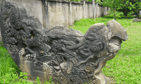 Bí ẩn về đôi rắn có mào ở ngôi nghè làng Bùi Thượng (Bài 2)