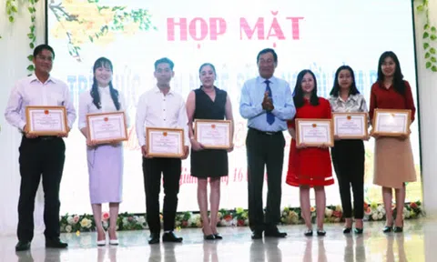 Kiên Giang phát động "Cuộc thi sáng tác, quảng bá tác phẩm văn học..."