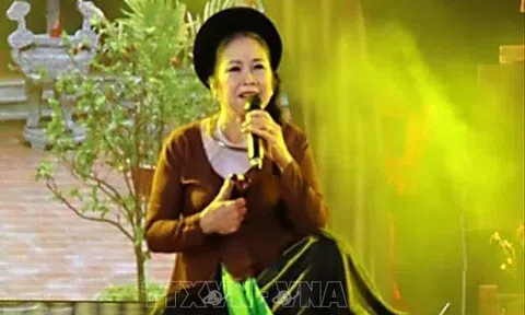 Giữ mãi "ngọn lửa" tình yêu với nghệ thuật hát xẩm