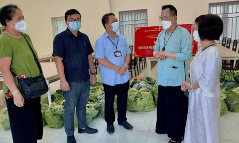 Cùng cả nước chung tay chống giặc covid-19