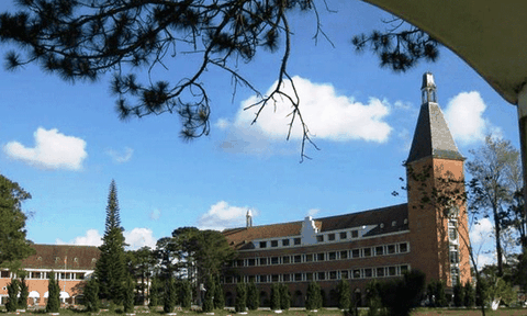 Ngôi trường sư phạm có kiến trúc độc đáo “độc nhất vô nhị” ở Việt Nam