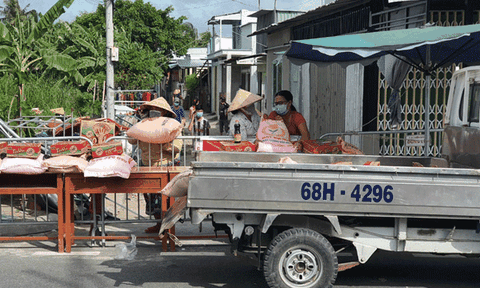 Nghĩa cử đẹp của hai nhà giáo ở Kiên Giang