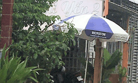 3 cán bộ uống cà phê khi giãn cách bị phạt 51 triệu đồng