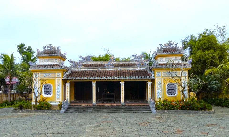 Về xã Xuân Phú, thành phố Đà Nẵng chiêm bái đình Tam vị Tiền hiền gần 600 năm tuổi và tìm hiểu nguồn gốc "làng tổ cãi"