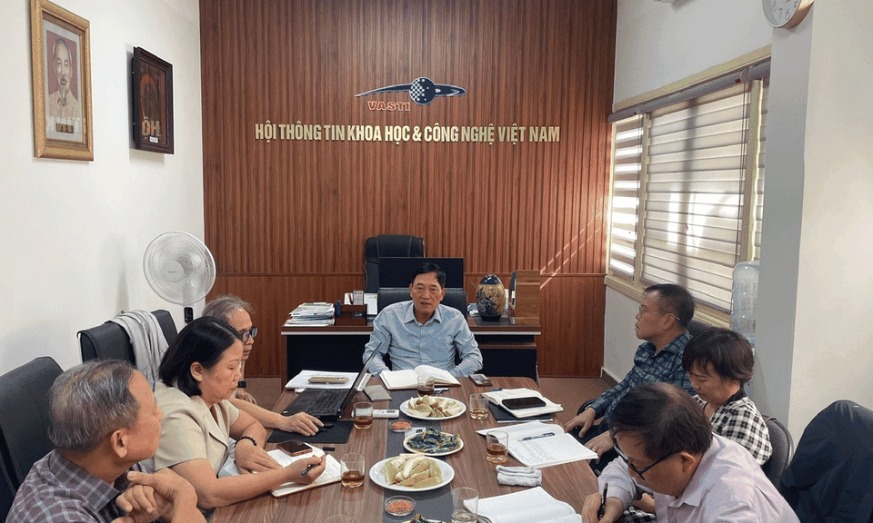 Vận dụng tư tưởng Hồ Chí Minh về công tác thông tin khoa học và công nghệ trong kỷ nguyên vươn mình của dân tộc